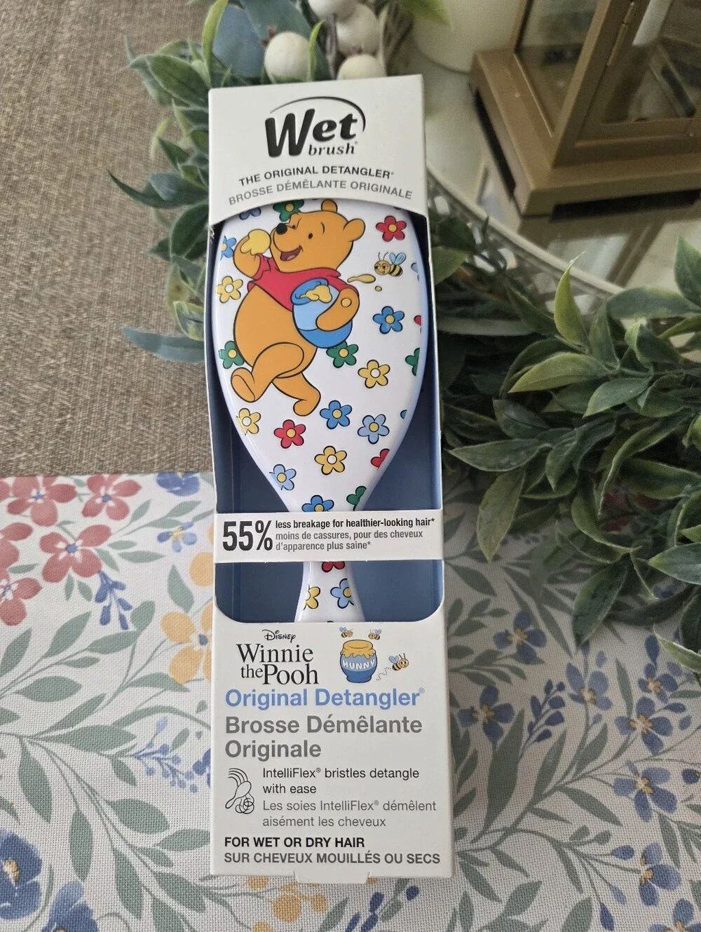 Disney Winnie the Pooh Original Detangler - White with Multicolor Flowers